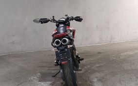 DUCATI  DUCATI  HYPERMOTARD 1100S B104AA