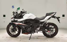 SUZUKI GSX250R DN11A