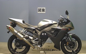 YAMAHA YZF-R1 2002 RN09