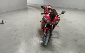 YAMAHA YZF-R1 2004 RN124