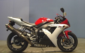 YAMAHA YZF-R1 2004 RN09