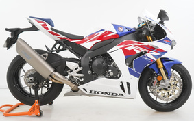 HONDA CBR1000RR R 1992 SC82