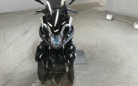 YAMAHA TRICITY 125 SE82J