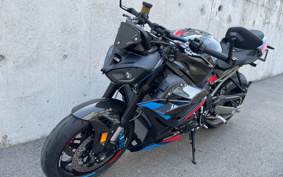 BMW M1000R 2025 0P51