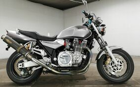 YAMAHA XJR1300 1998 RP01J