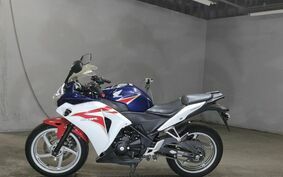 HONDA CBR250R MC41