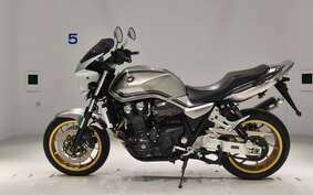 HONDA CB1300SF SUPER FOUR Gen. 3 2021 SC54