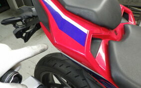 HONDA CBR250RR MC51