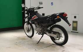 SUZUKI DR200S SH42A