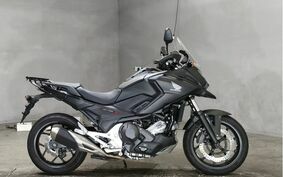 HONDA NC750X 2017 RC90