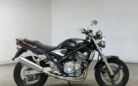 SUZUKI BANDIT 250 GJ77A