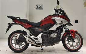 HONDA NC750X LD 2016 RC90