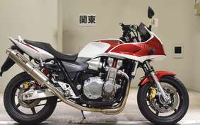 HONDA CB1300SB SUPER BOLDOR A 2007 SC54