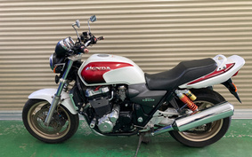 HONDA CB1300SF SUPER FOUR 1999 SC40