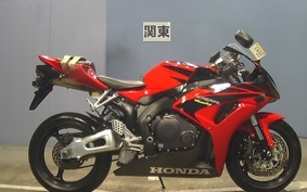 HONDA CBR1000RR 2006 SC57