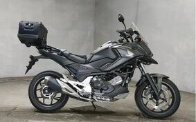 HONDA NC750X 2018 RC90