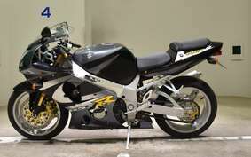 SUZUKI GSX-R1000 2002 GT74A