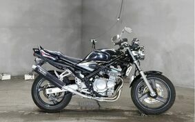 SUZUKI BANDIT 250 GJ77A