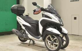 YAMAHA TRICITY 125 SE82J