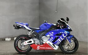 HONDA CBR1000RR 2005 SC57