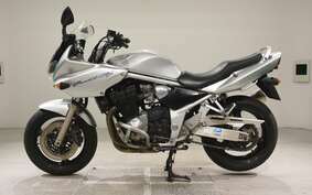 SUZUKI BANDIT 1200 S 2004 GV77A