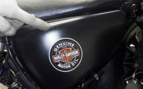 HARLEY XL883N 2015