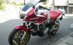 HONDA CB1300SB SUPER BOLDOR 2005 SC54