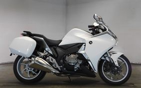 HONDA VFR1200F DCT 2011 SC63