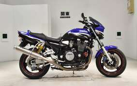 YAMAHA XJR1300 2002 RP03J