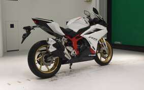 HONDA CBR250RR A MC51