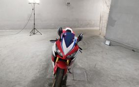 HONDA CBR1000RR SC59