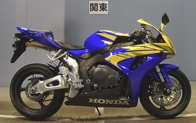 HONDA CBR1000RR 2006 SC57