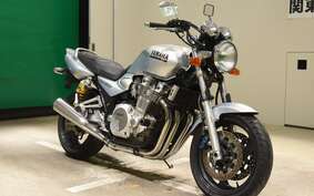 YAMAHA XJR1300 2000 RP03J