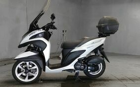 YAMAHA TRICITY 125 SE82J