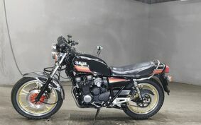 YAMAHA XJ550 4V8