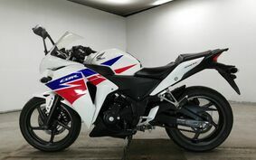 HONDA CBR250R MC41