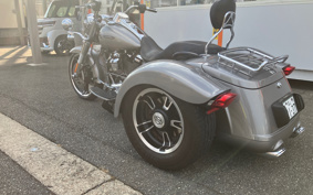 HARLEY  HARLEY FLRT 2017 MCC