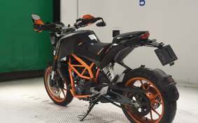 KTM 390 DUKE 2015