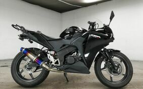 HONDA CBR125R JC50