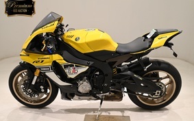 YAMAHA YZF-R1 2019 RN32