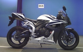 HONDA CBR600RR GEN 3 2008 PC40