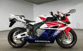 HONDA CBR1000RR 2004 SC57