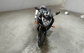 SUZUKI GSX-R1000 2004 BZ121