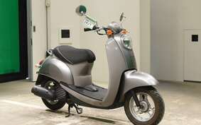 HONDA CREA SCOOPY I AF55