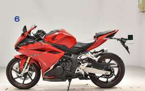 HONDA CBR250RR A MC51