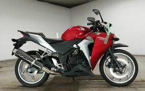 HONDA CBR250R MC41