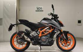 KTM 390 DUKE 2023 JPJ40