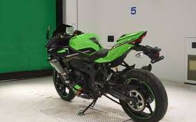 KAWASAKI ZX-25R ZX250E