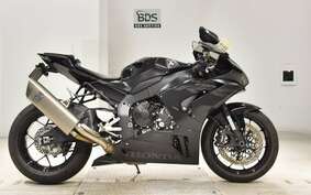 HONDA CBR1000RR R 2020 SC82