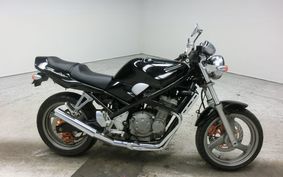 SUZUKI BANDIT 250 GJ74A